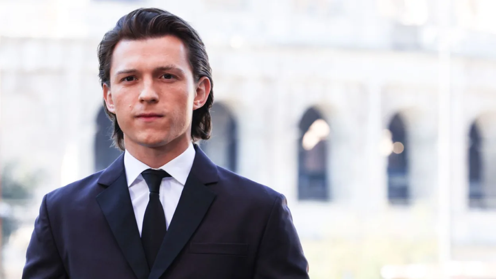 tom holland age